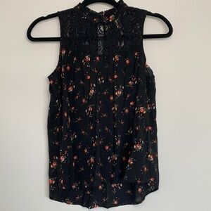 Arizona Sleeveless Floral Blouse
